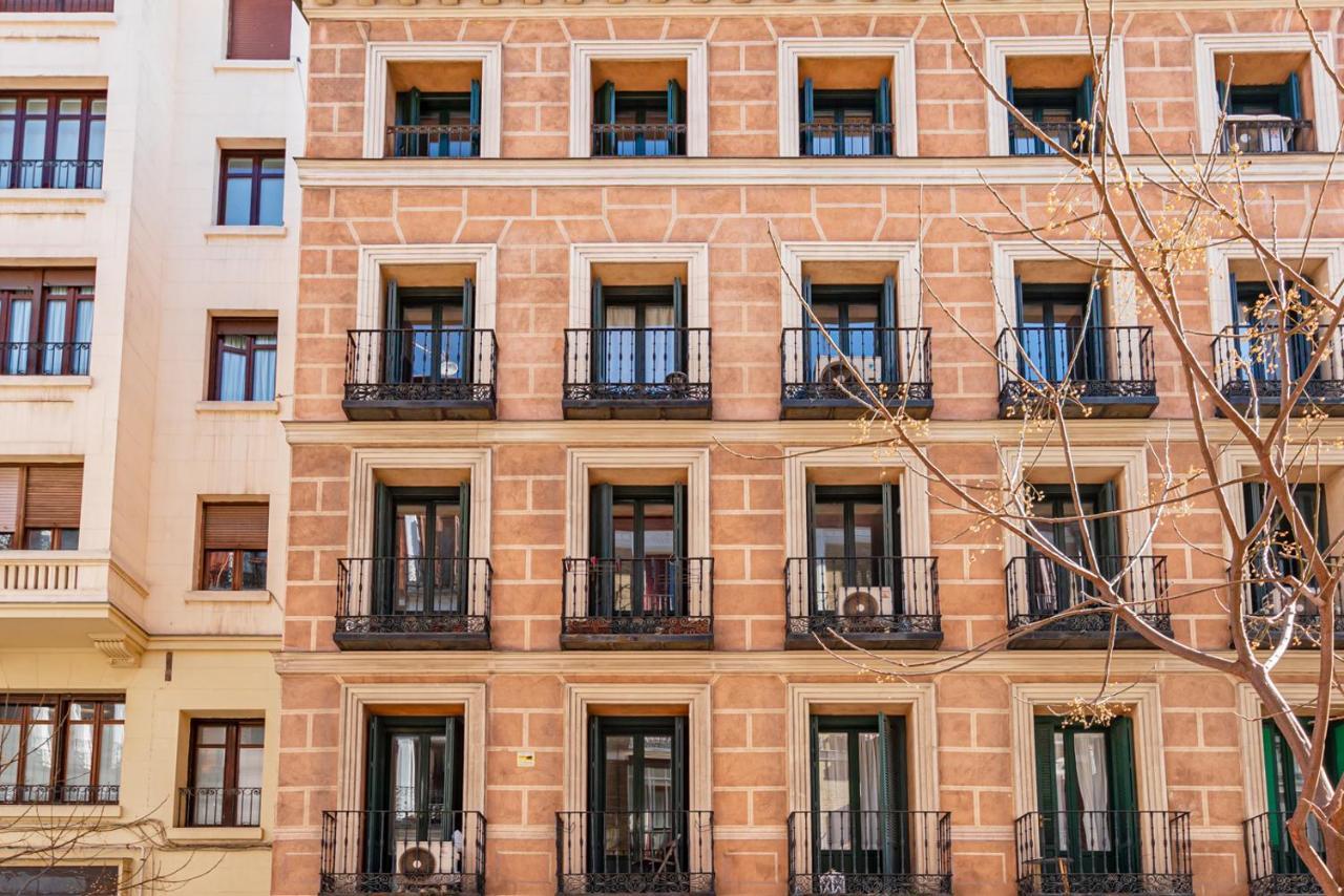 Centrico Plaza Espana - Gran Via II Мадрид Екстериор снимка